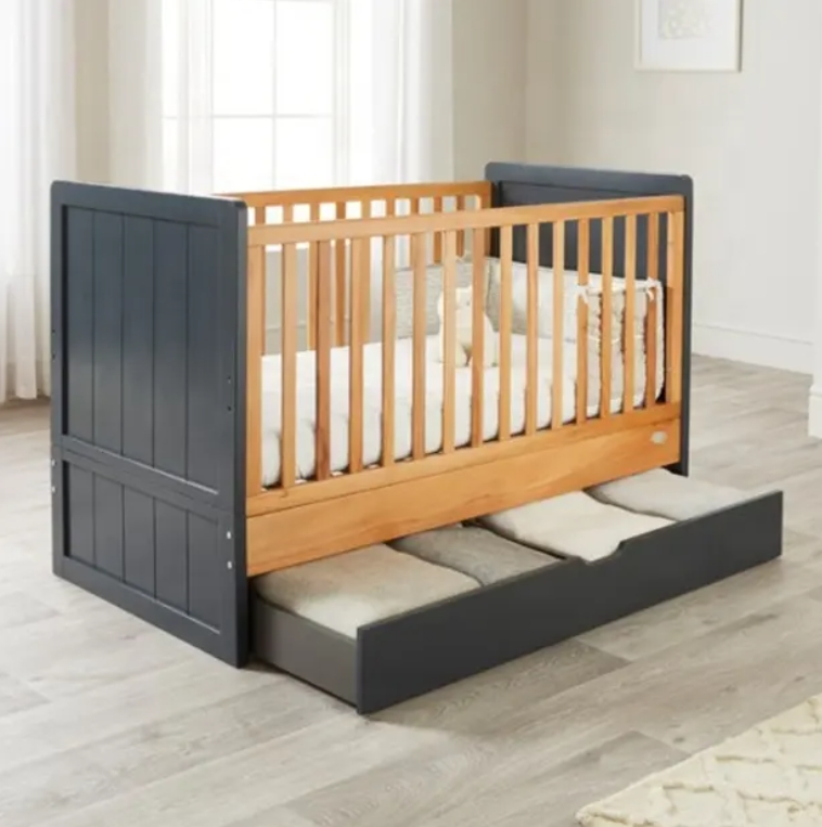 Depolama Çekmeceli Dönüştürüle - Convertible Crib Set incelemesi ve fiyatı